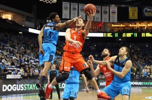sam-van-rossom-valencia-basket-ec16-photo-alba-berlin-jan-buchholz